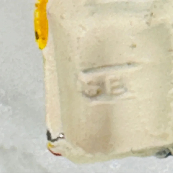 Vintage Jokey Die Cast Smurf Pin Present Box Cartoon Comic 70s Collectib… - Picture 3 of 8